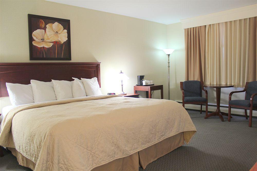 Quality Inn Mont-Laurier Dış mekan fotoğraf