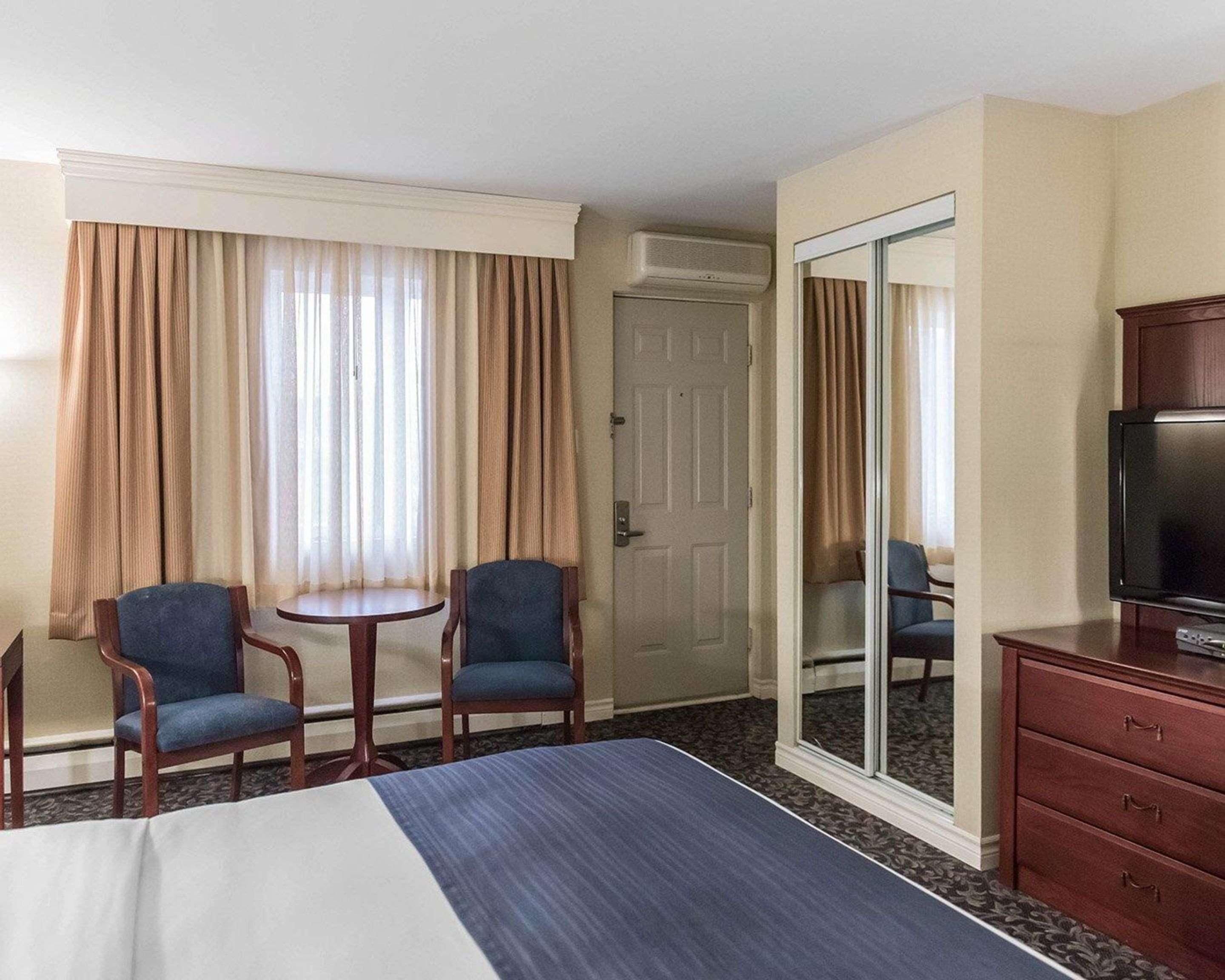 Quality Inn Mont-Laurier Dış mekan fotoğraf