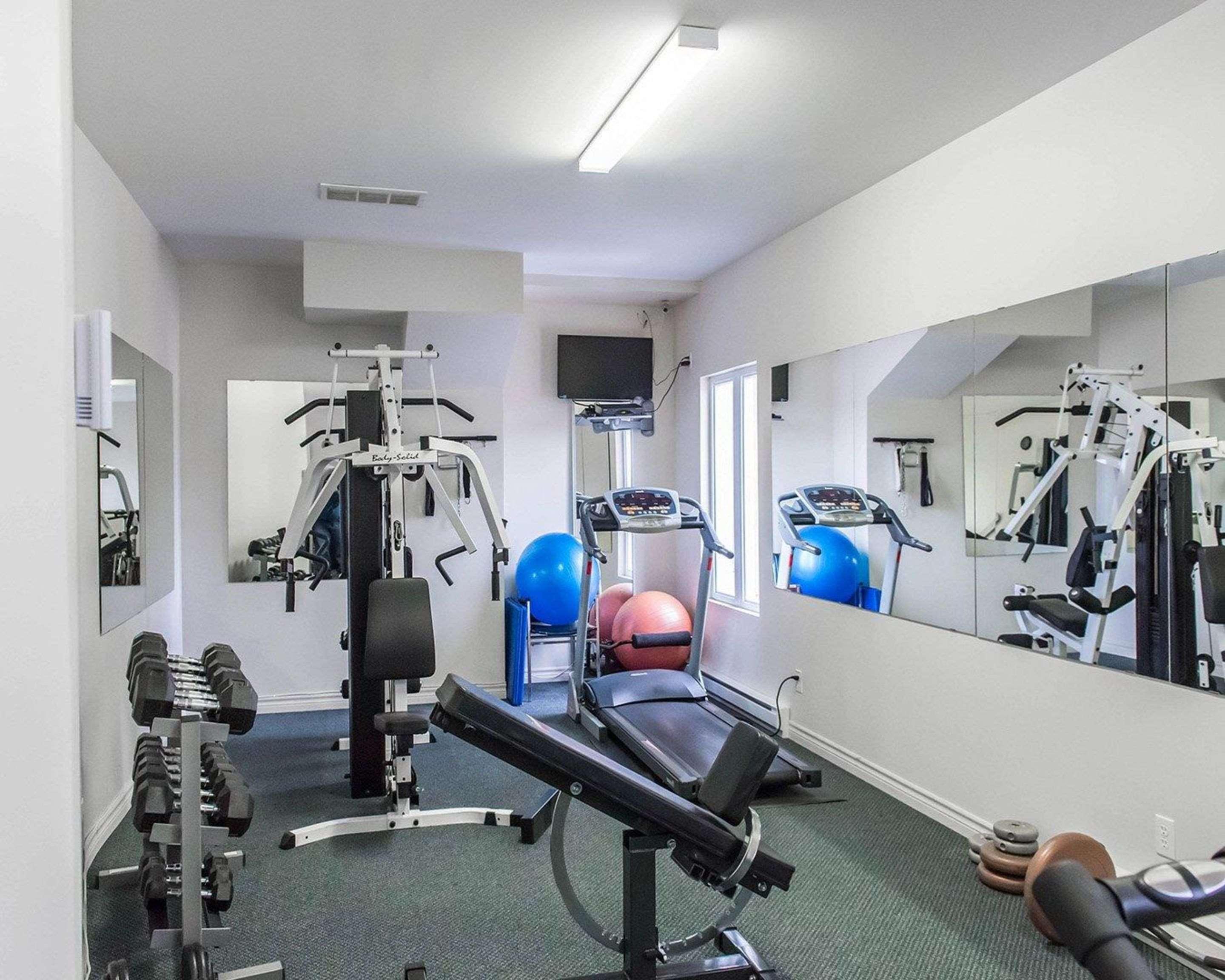 Quality Inn Mont-Laurier Dış mekan fotoğraf