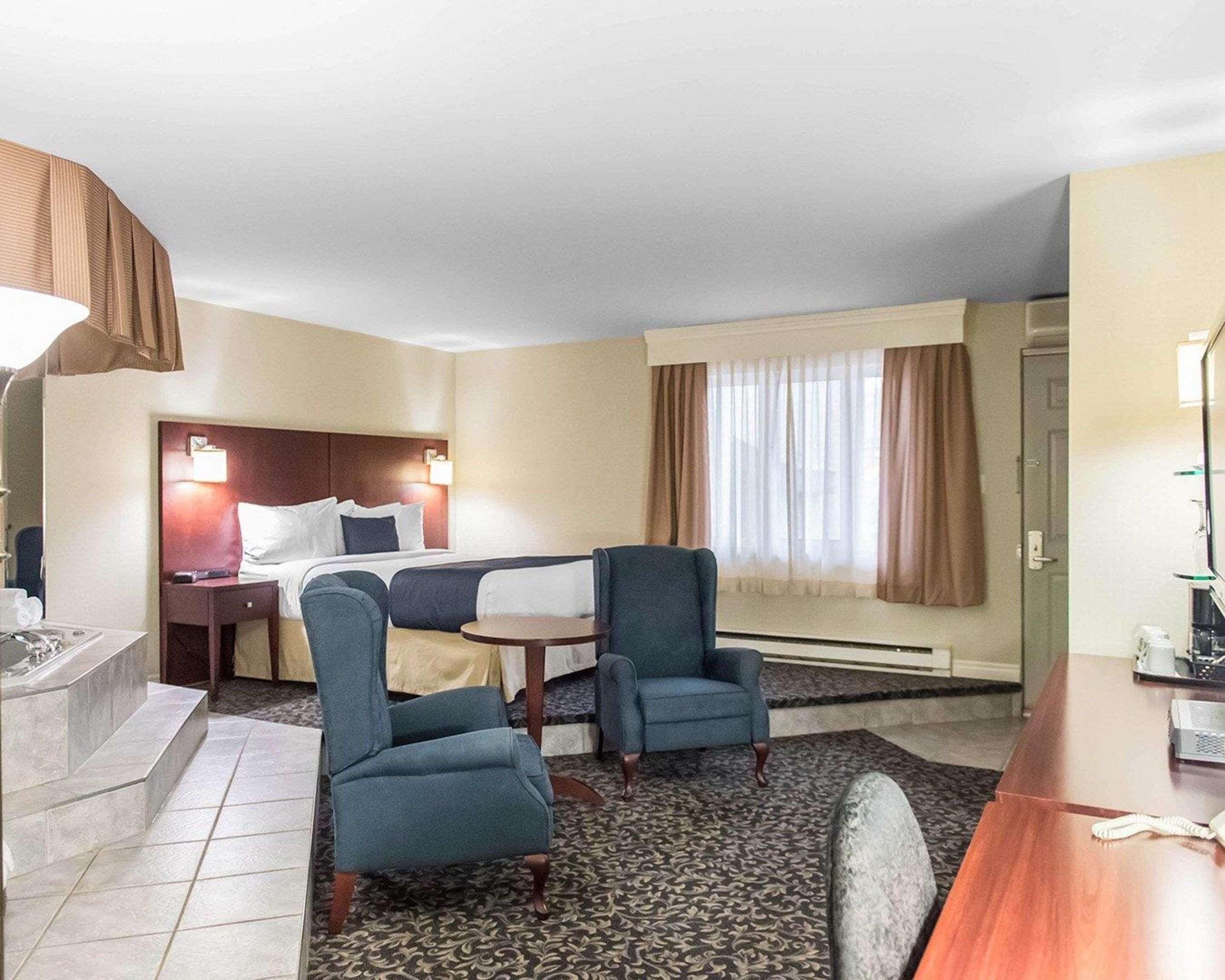 Quality Inn Mont-Laurier Dış mekan fotoğraf