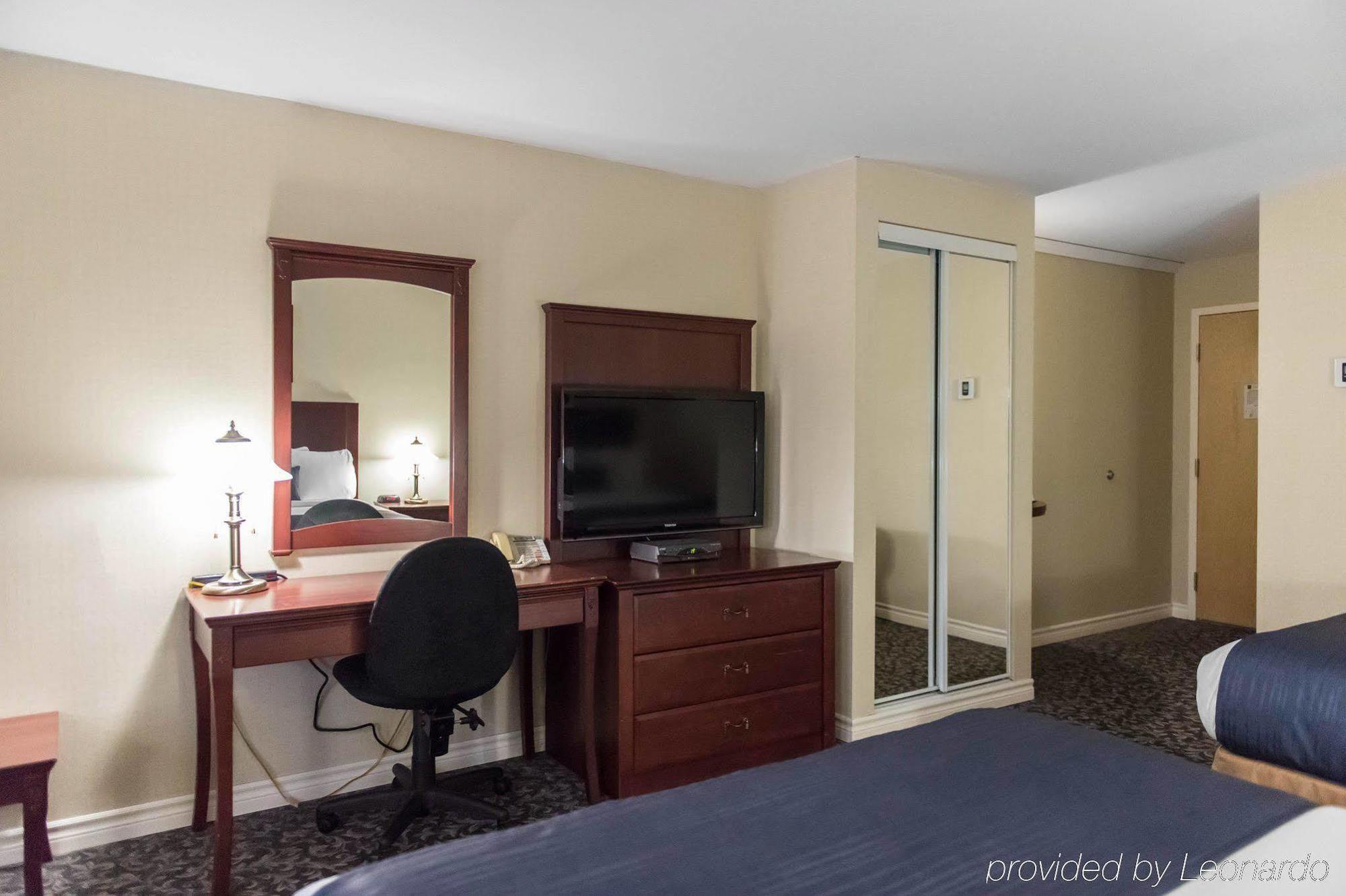 Quality Inn Mont-Laurier Dış mekan fotoğraf